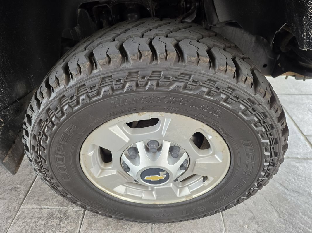 Used 2011 Chevrolet Silverado 2500 LT AWD/4WD image 23