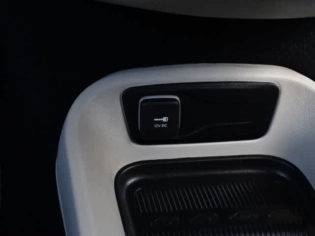 Used 2023 Chrysler Pacifica Touring-L FWD image 33