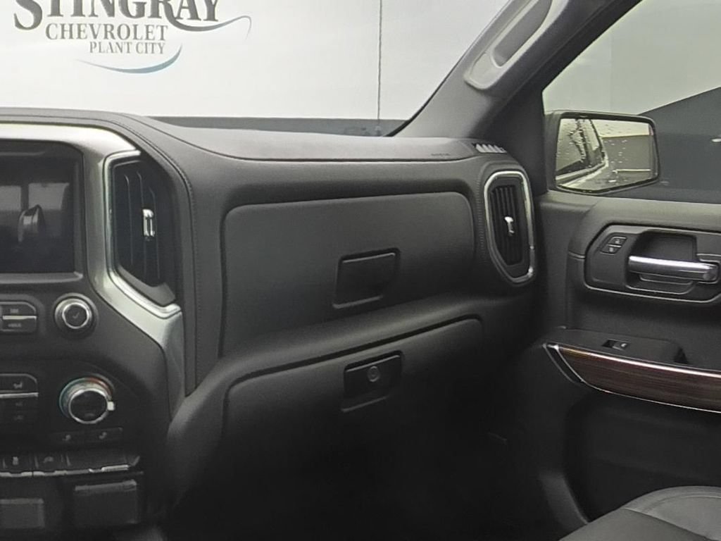 Used 2021 Chevrolet Silverado 1500 RST w/ Convenience Package II AWD/4WD image 15