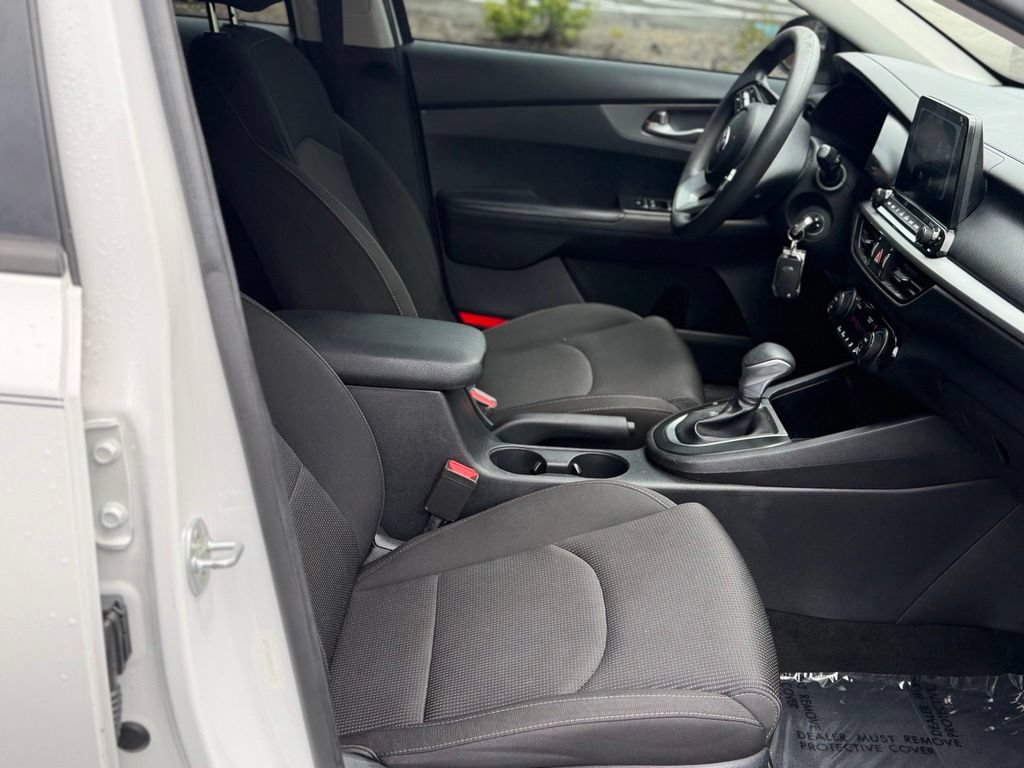 Used 2019 Kia Forte LXS FWD image 15