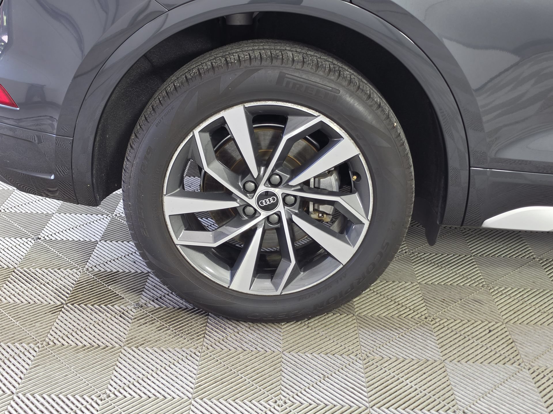 Used 2021 Audi Q5 2.0T Premium w/ Convenience Package AWD/4WD image 45