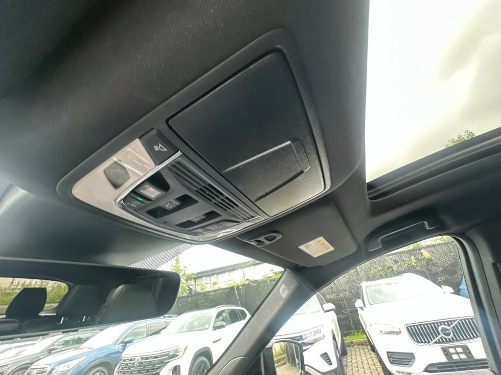 Used 2023 Acura MDX A-Spec AWD/4WD image 19