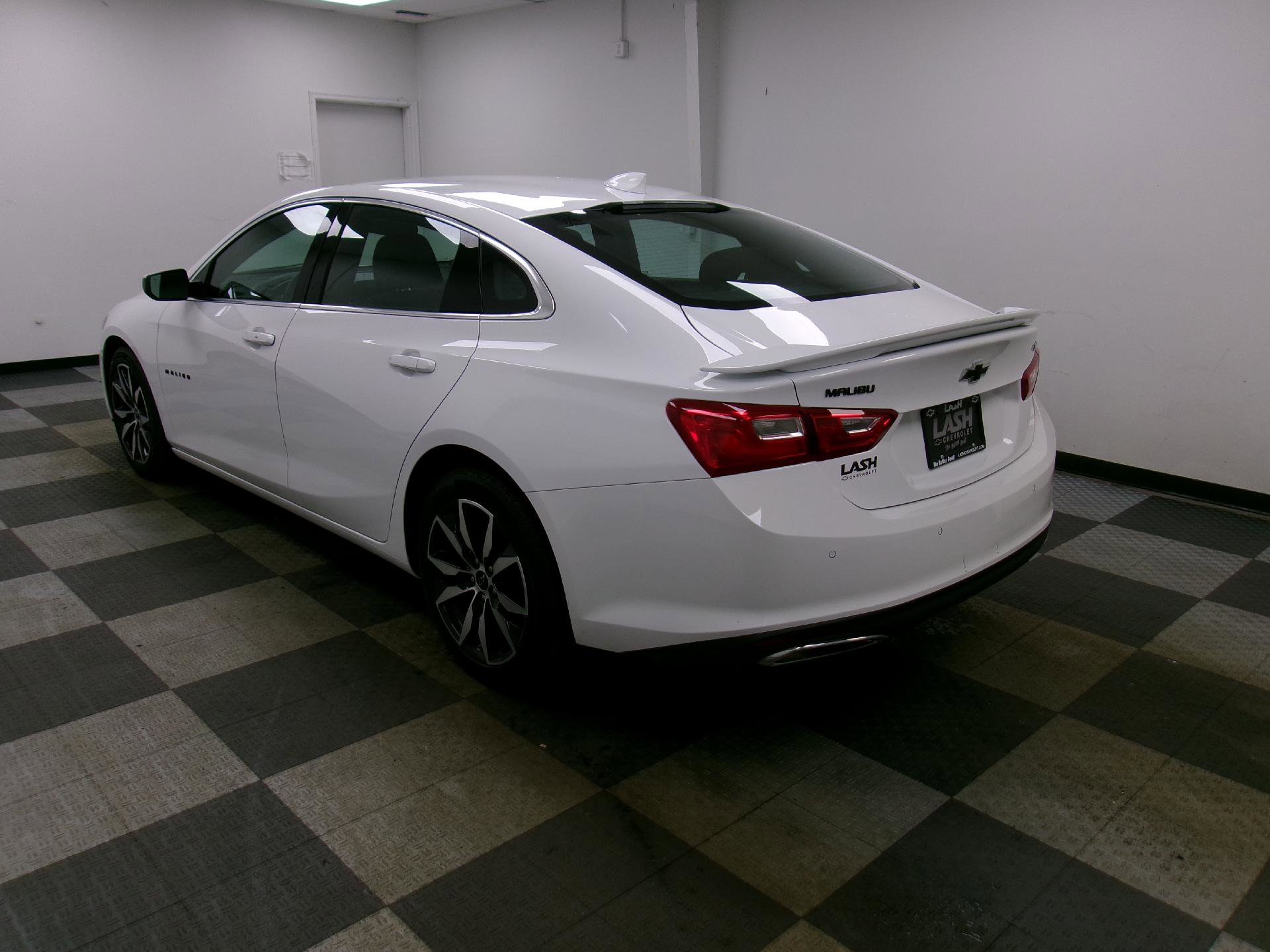 Certified 2025 Chevrolet Malibu RS image 2