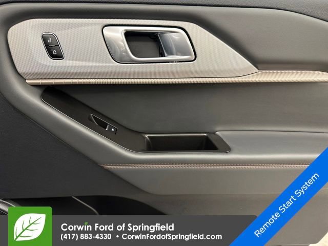 New 2026 Ford Explorer Active w/ Active Comfort Package image 21