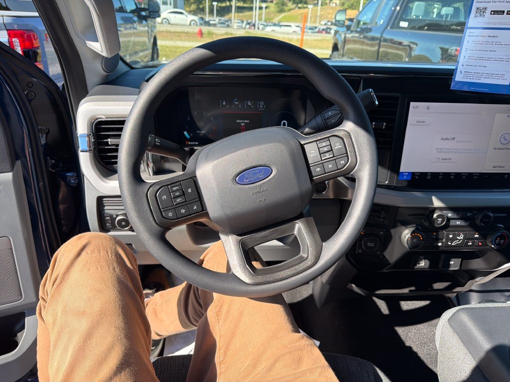 New 2027 Ford F250 XLT w/ XLT Premium Package AWD/4WD image 16