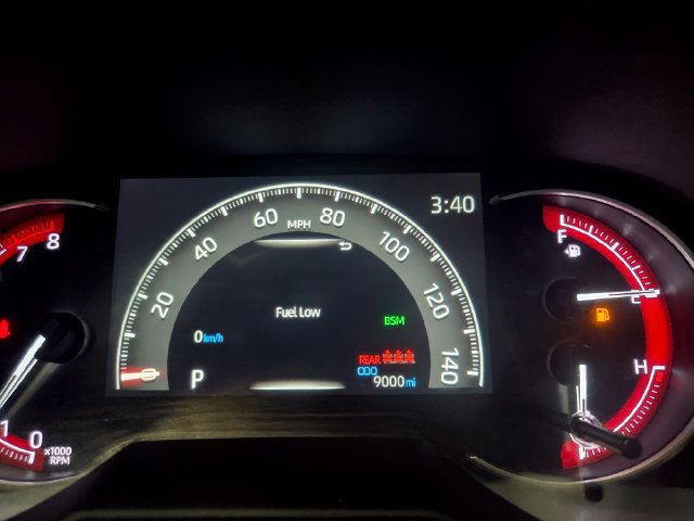 Used 2025 Toyota RAV4 LE AWD/4WD image 13