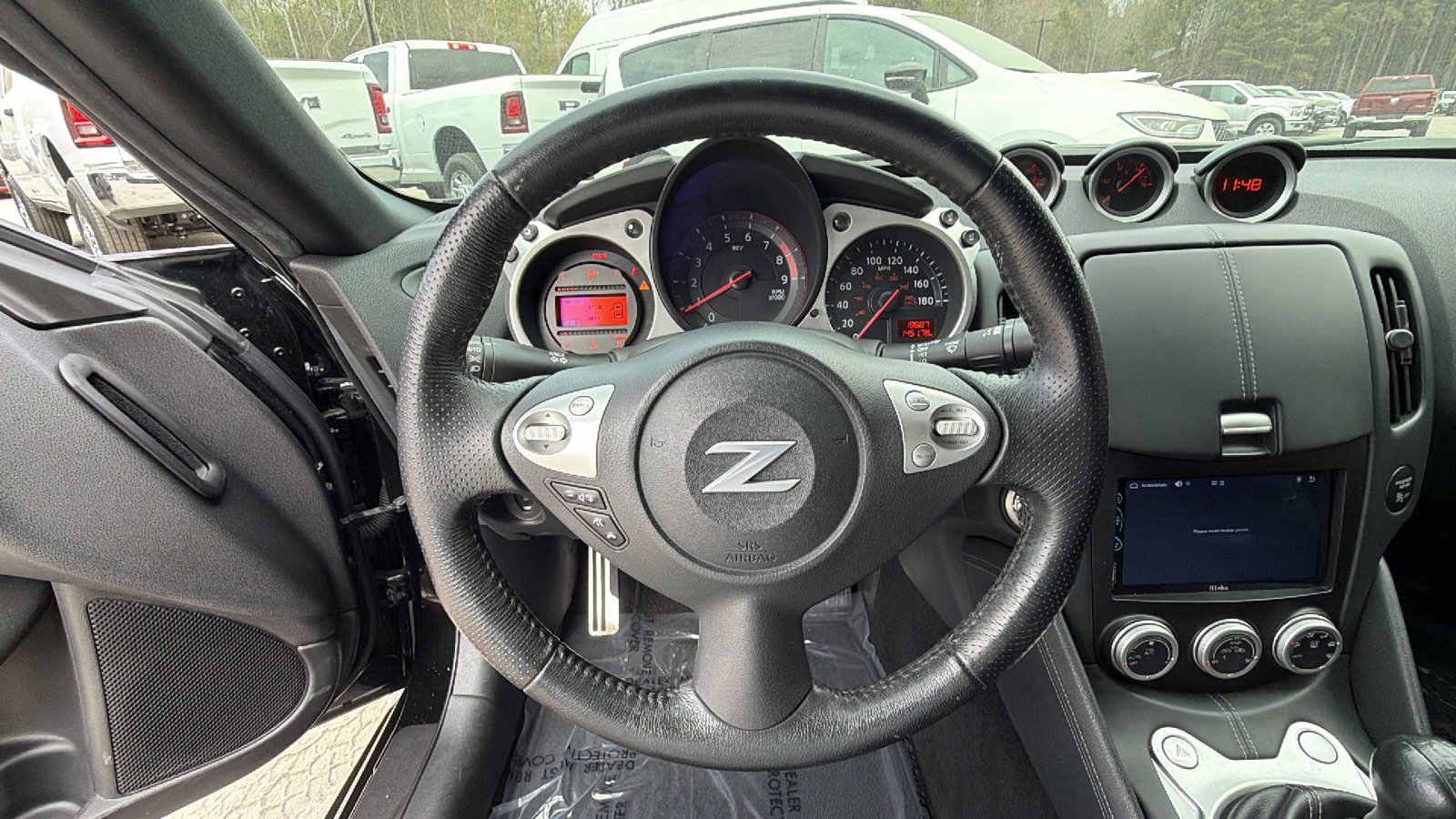 Used 2017 Nissan 370Z Coupe image 21