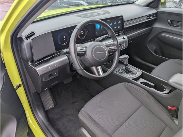 Certified 2025 Hyundai Kona SEL image 12