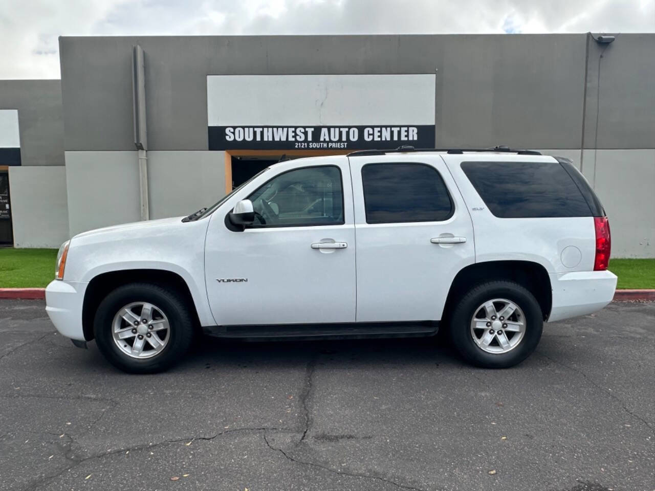 Used 2014 GMC Yukon SLT