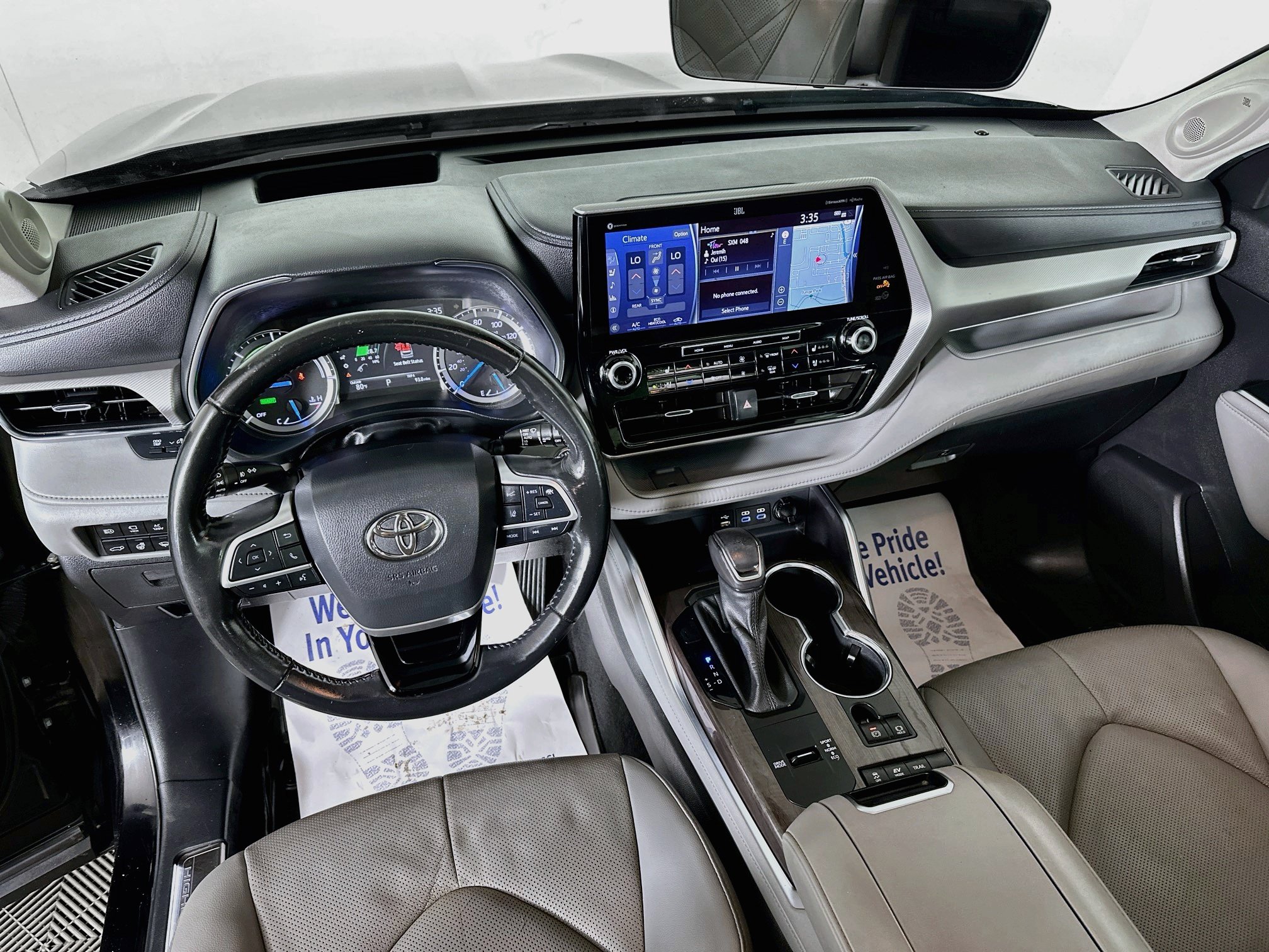 Used 2022 Toyota Highlander Platinum AWD/4WD image 22