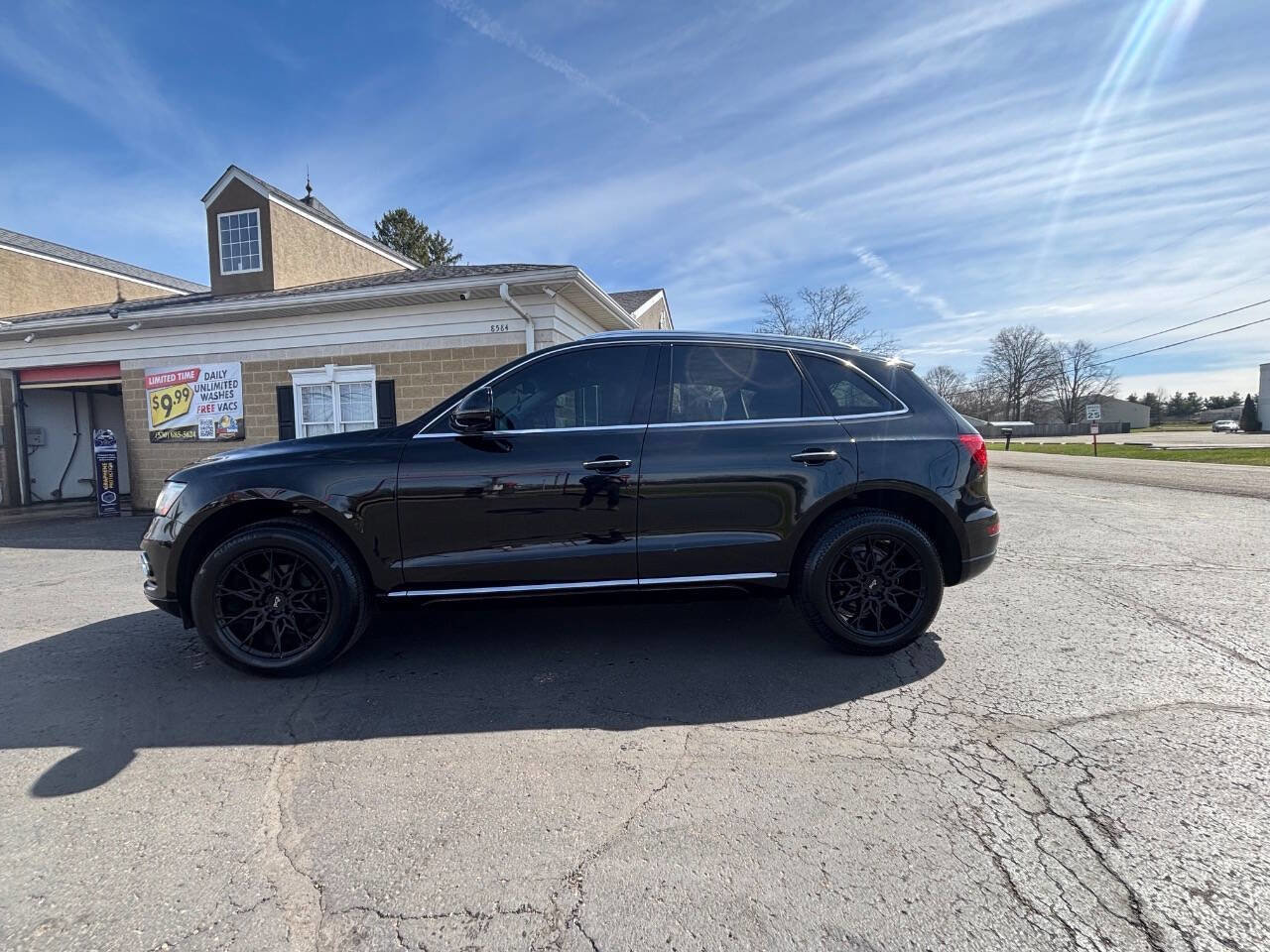 Used 2016 Audi Q5 2.0T Premium Plus w/ Premium Plus Package image 2
