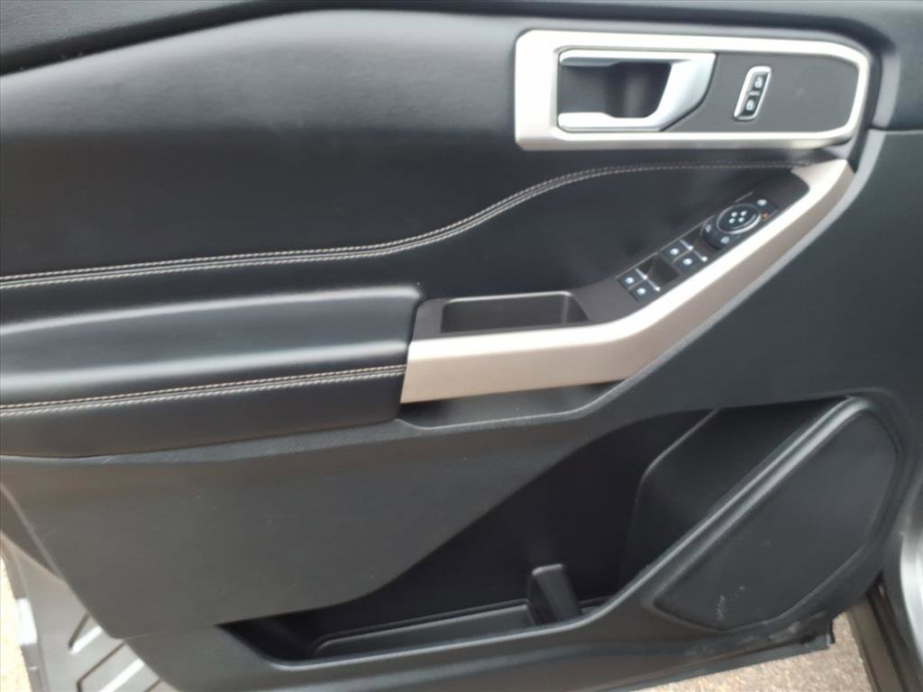 Certified 2023 Ford Explorer XLT image 14