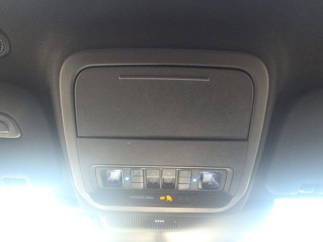 Used 2025 Ford Explorer ST image 30