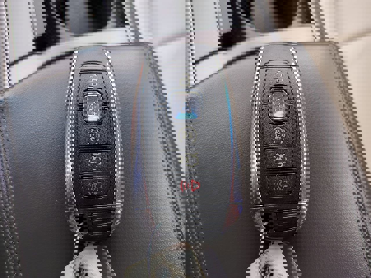 Used 2017 Lincoln MKZ Premiere image 27