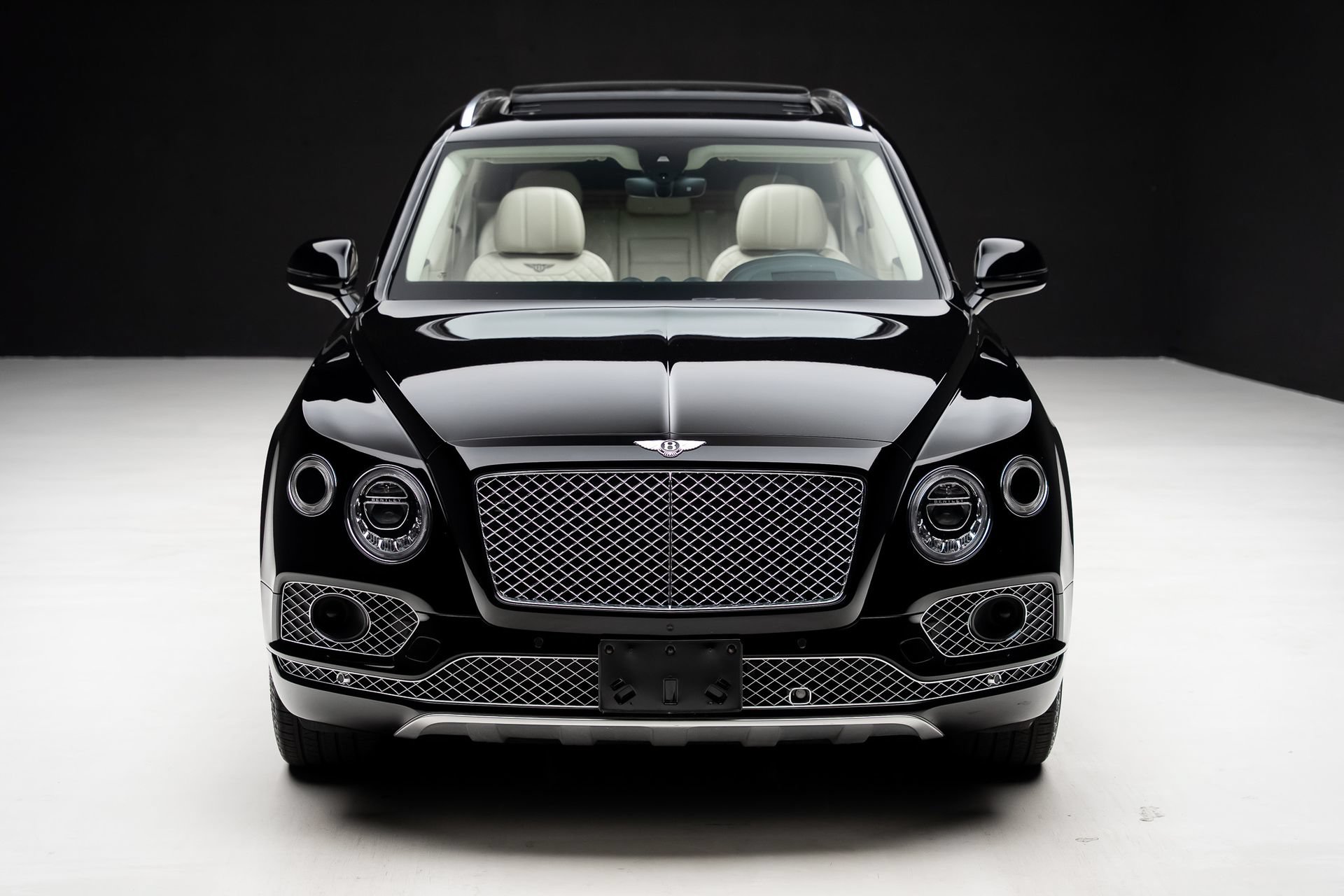 Used 2018 Bentley Bentayga AWD/4WD image 6