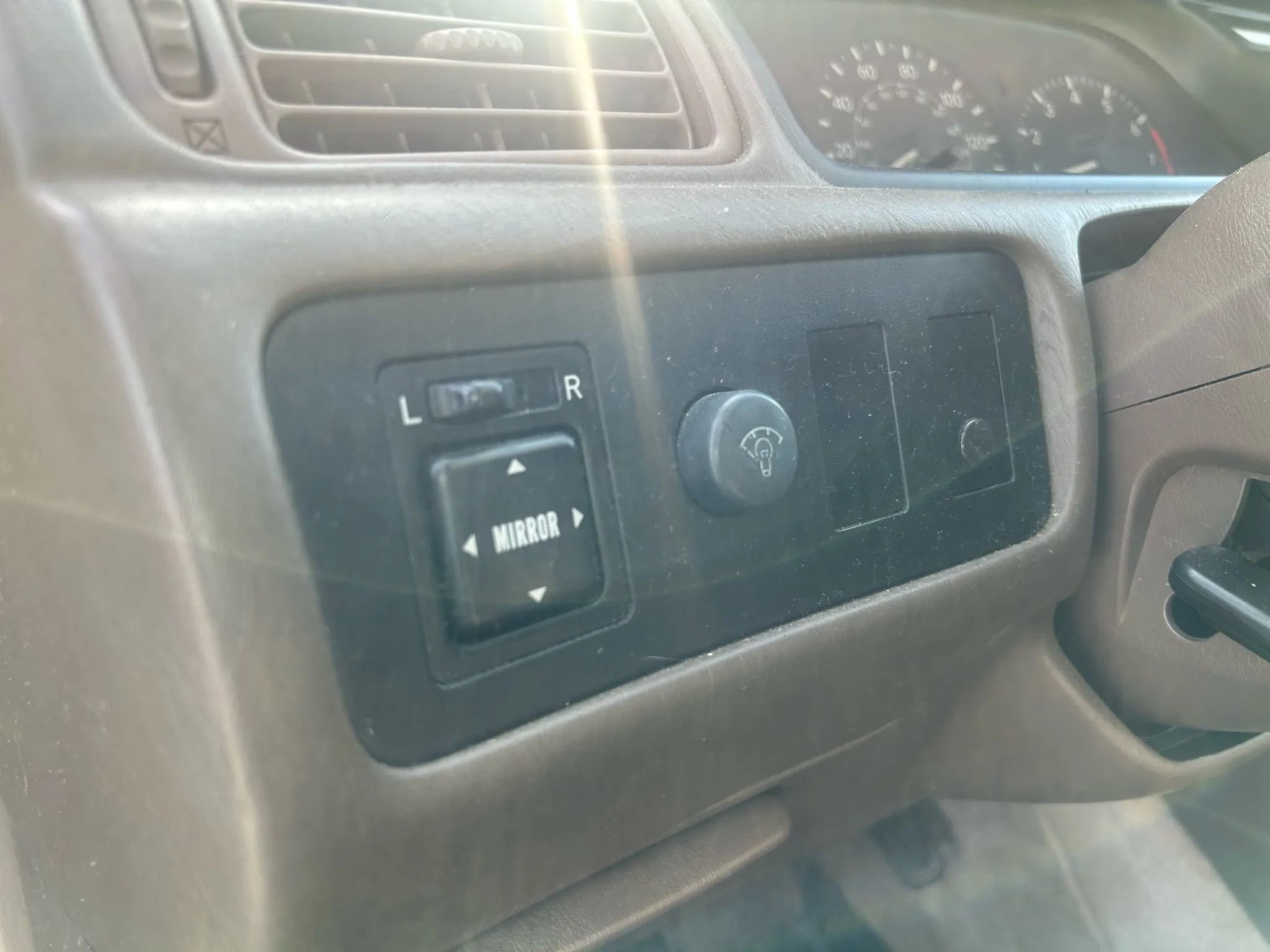 Used 1999 Toyota Camry XLE image 13