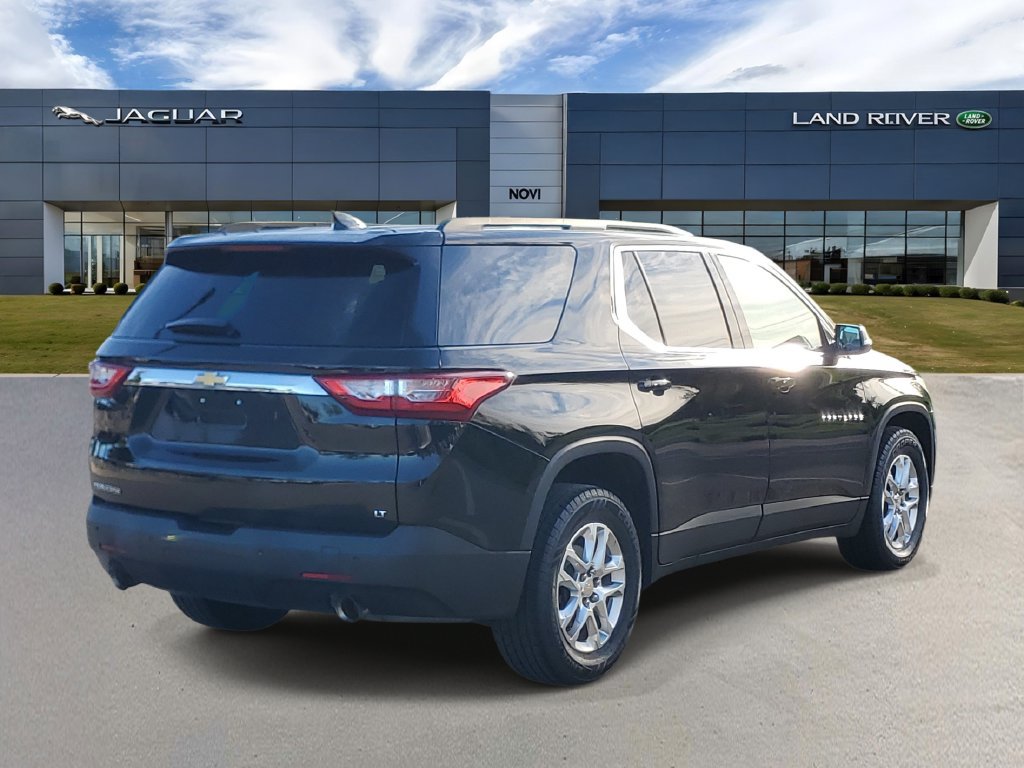Used 2019 Chevrolet Traverse LT FWD image 3