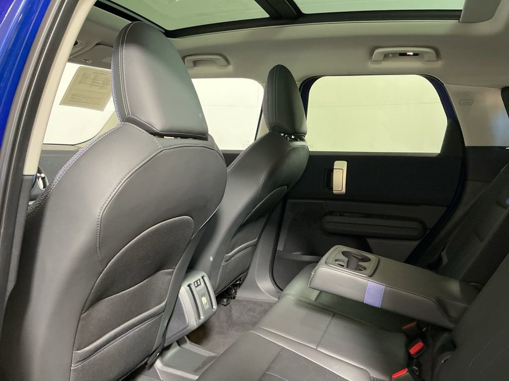 Certified 2025 MINI Cooper Countryman S w/ Comfort Package Max image 23