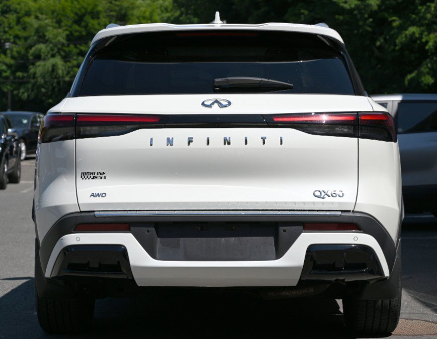 Used 2023 INFINITI QX60 Luxe w/ Cargo Package AWD/4WD image 4