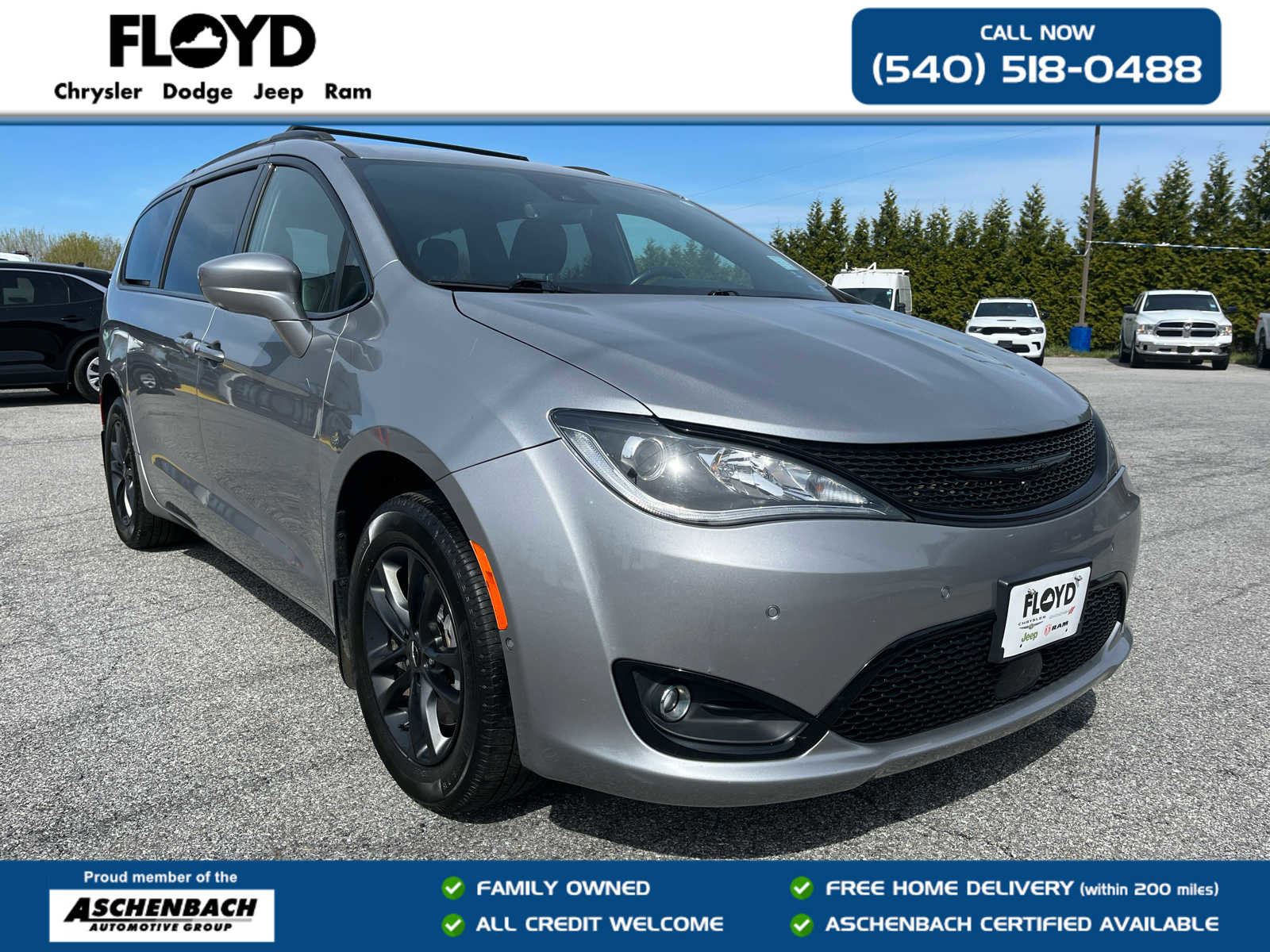 Used 2020 Chrysler Pacifica Touring-L w/ Advanced Safetytec Group image 1