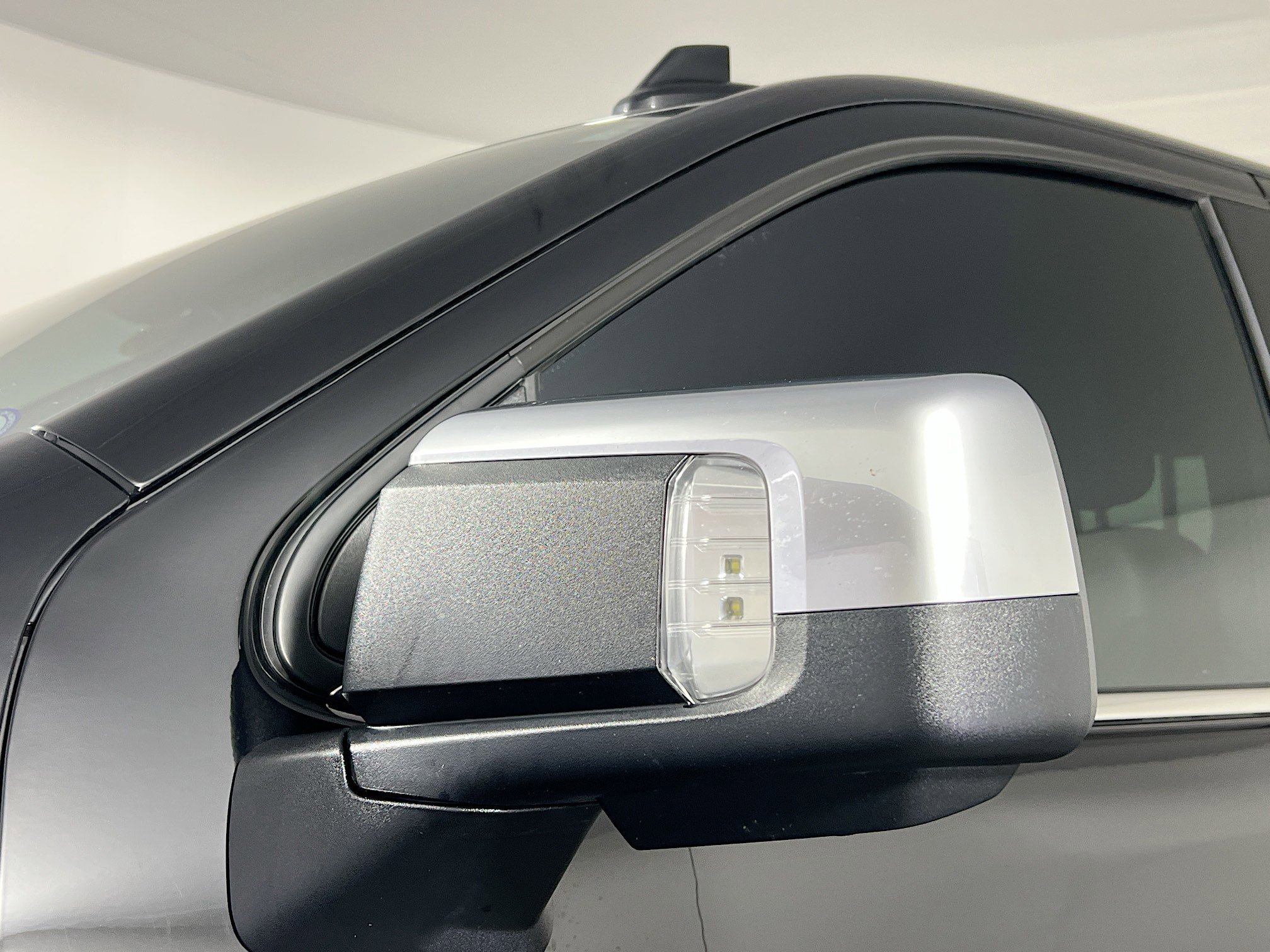 Used 2026 Chevrolet Silverado 1500 High Country image 12