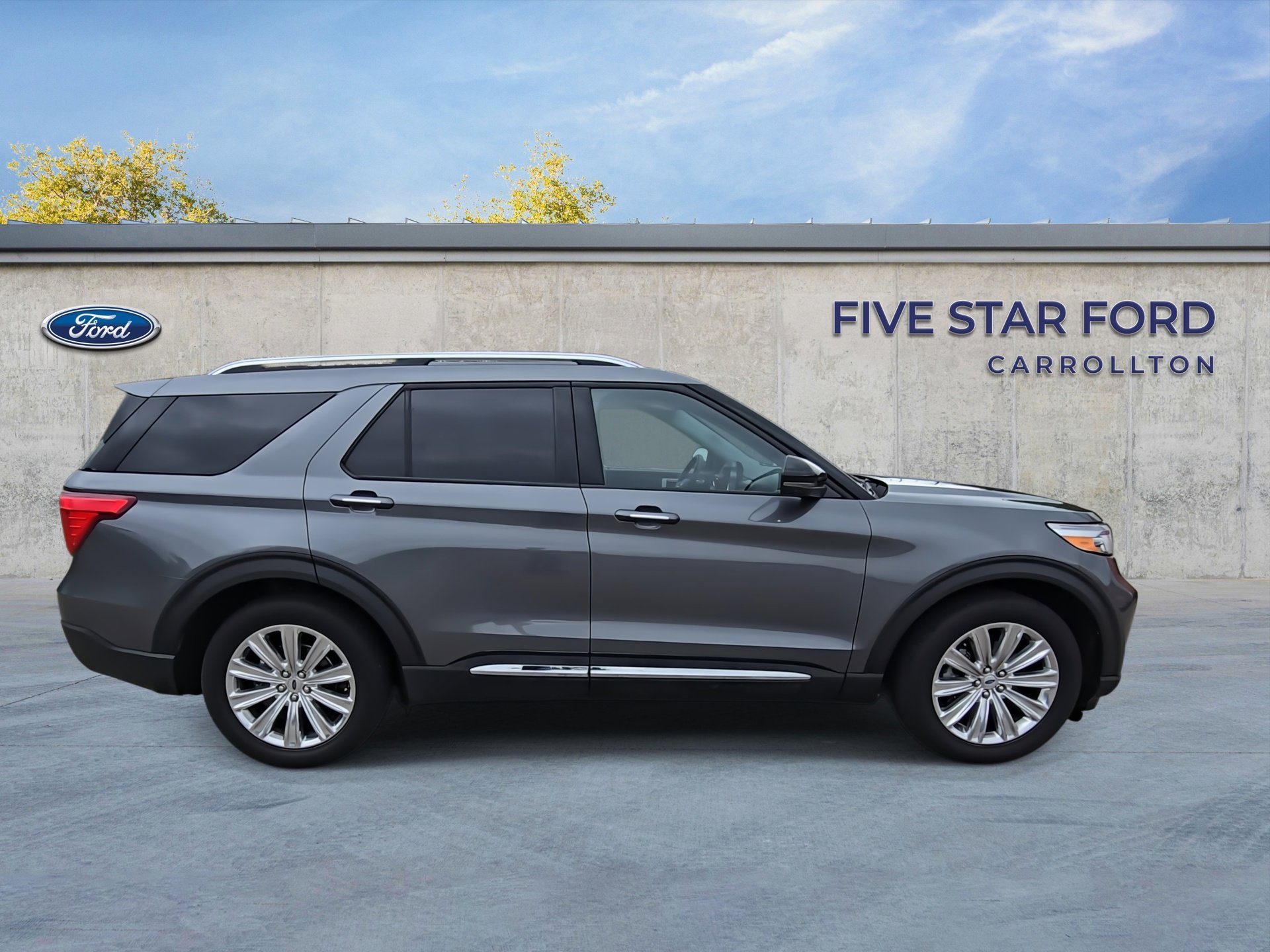 Used 2023 Ford Explorer Limited w/ Limited Technology Package image 9