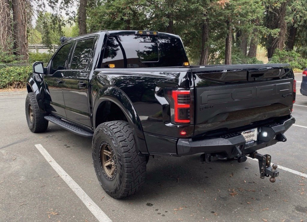 Used 2018 Ford F150 Raptor w/ Equipment Group 802A Luxury AWD/4WD image 4