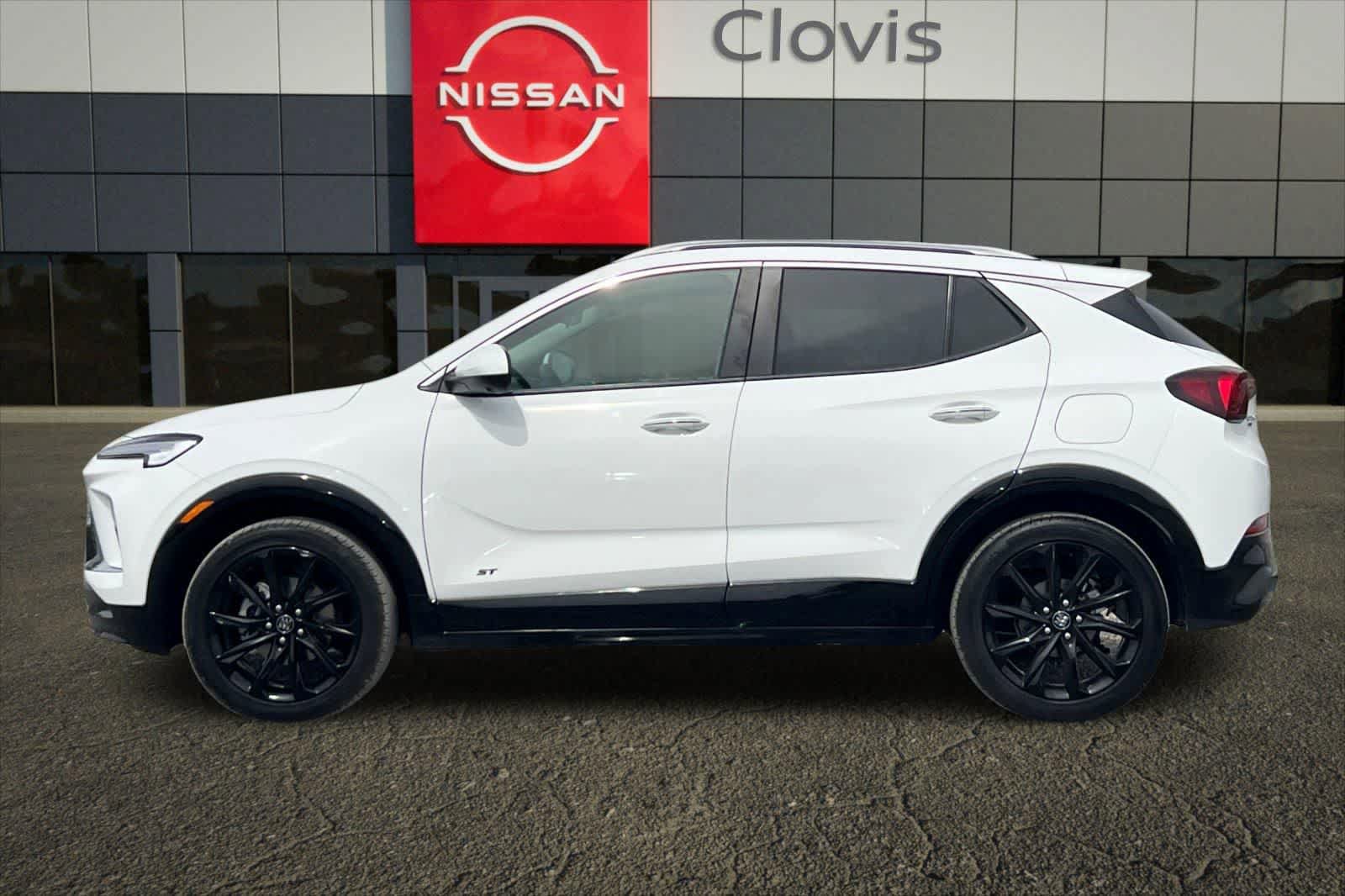 Used 2025 Buick Encore GX Sport Touring w/ Experience Buick Package image 6