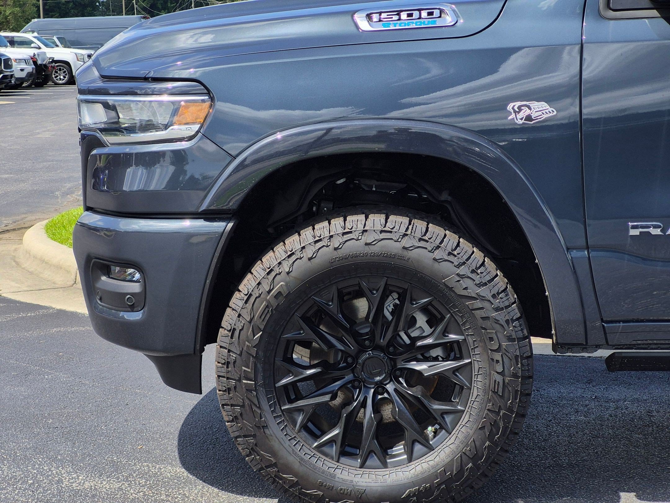 New 2026 RAM 1500 Big Horn AWD/4WD image 9