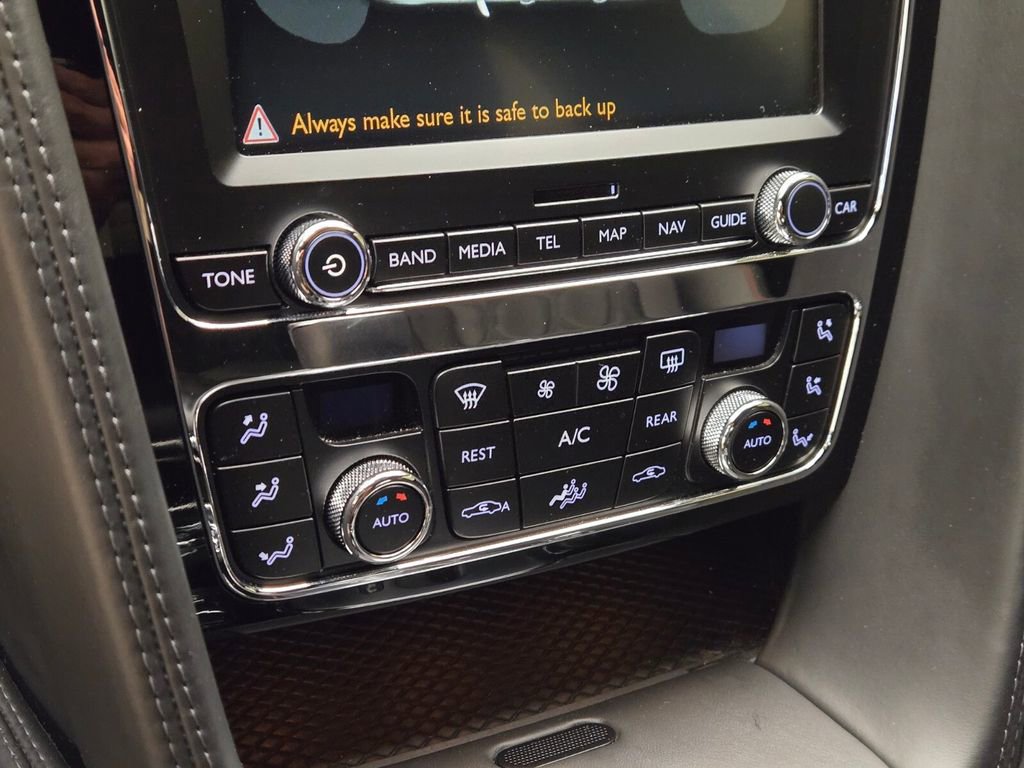 Used 2015 Bentley Flying Spur V8 image 37