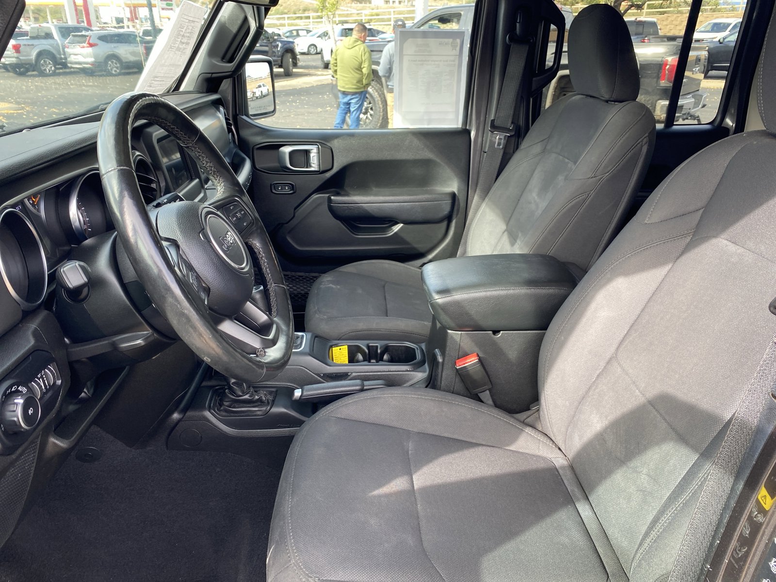 Used 2022 Jeep Wrangler Unlimited Sport image 9