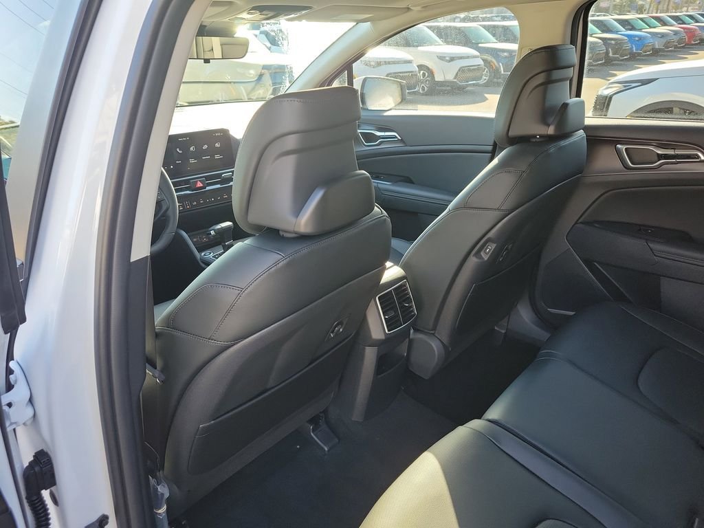 New 2026 Kia Sportage EX w/ EX Panorama Roof Package FWD image 17