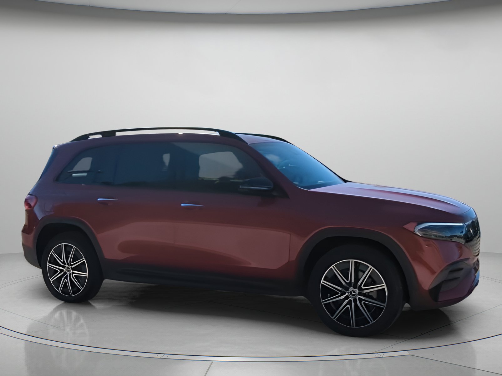 Used 2024 Mercedes-Benz EQB 300 4MATIC image 34