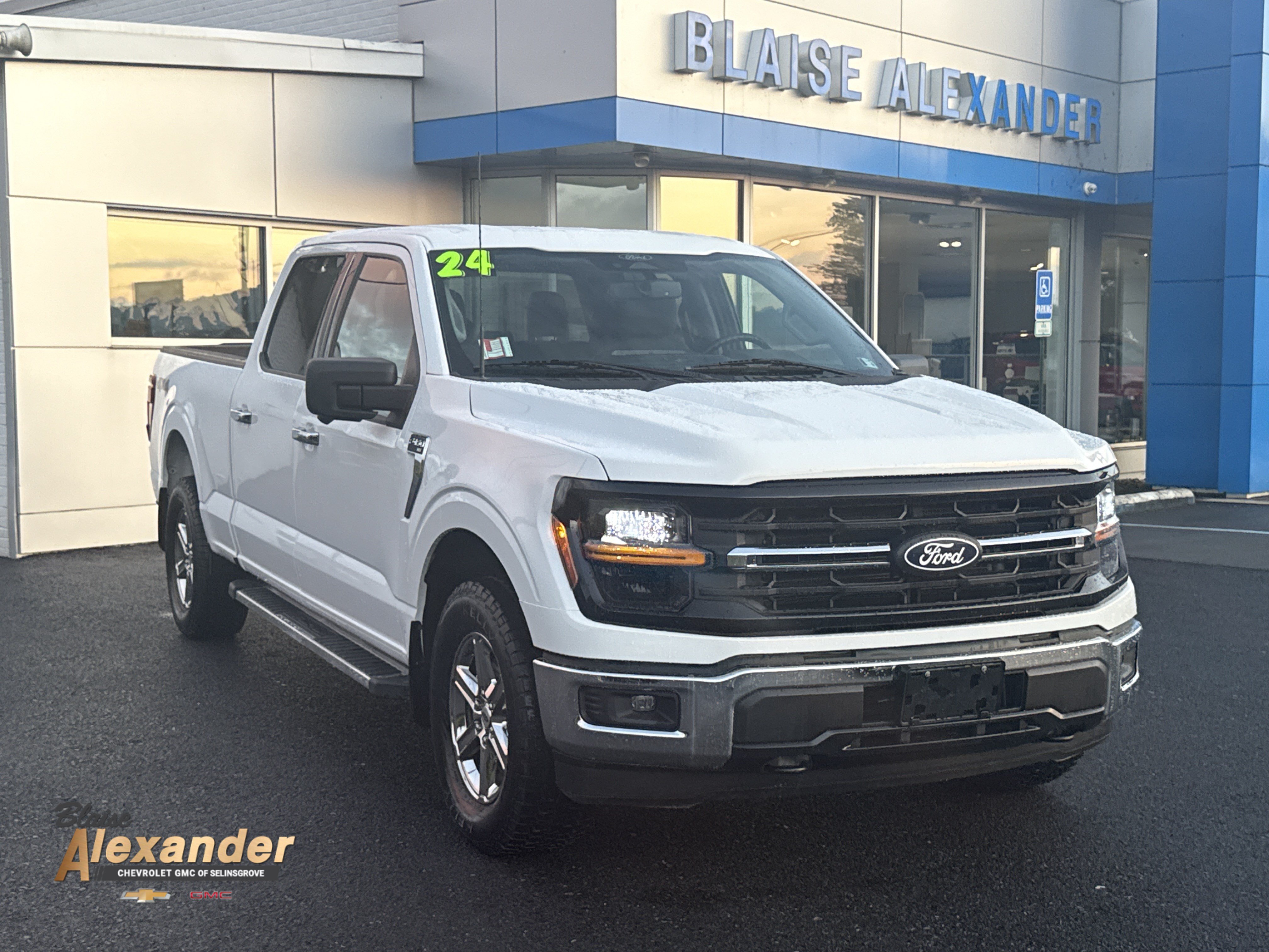 Used 2024 Ford F150 XLT w/ Mobile Office Package