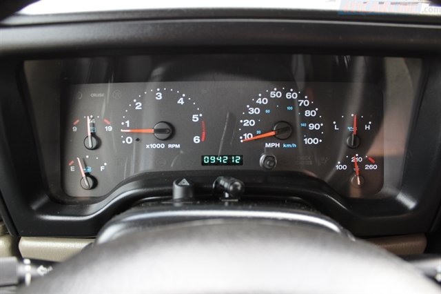 Used 2006 Jeep Wrangler Sport w/ 30" Tire & Wheel Group AWD/4WD image 17