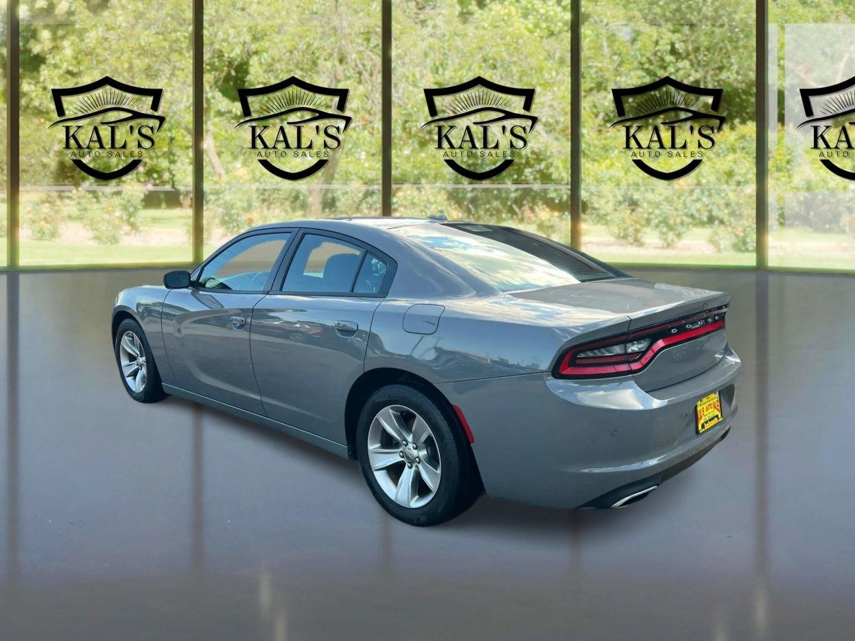 Used 2018 Dodge Charger SXT Plus RWD image 7