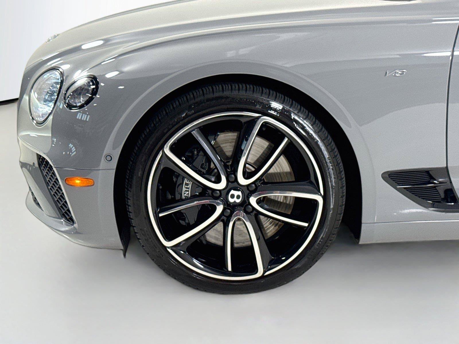 Used 2022 Bentley Continental GT AWD/4WD image 35
