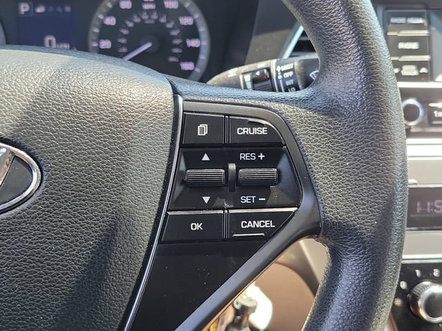 Used 2017 Hyundai Sonata SE image 8