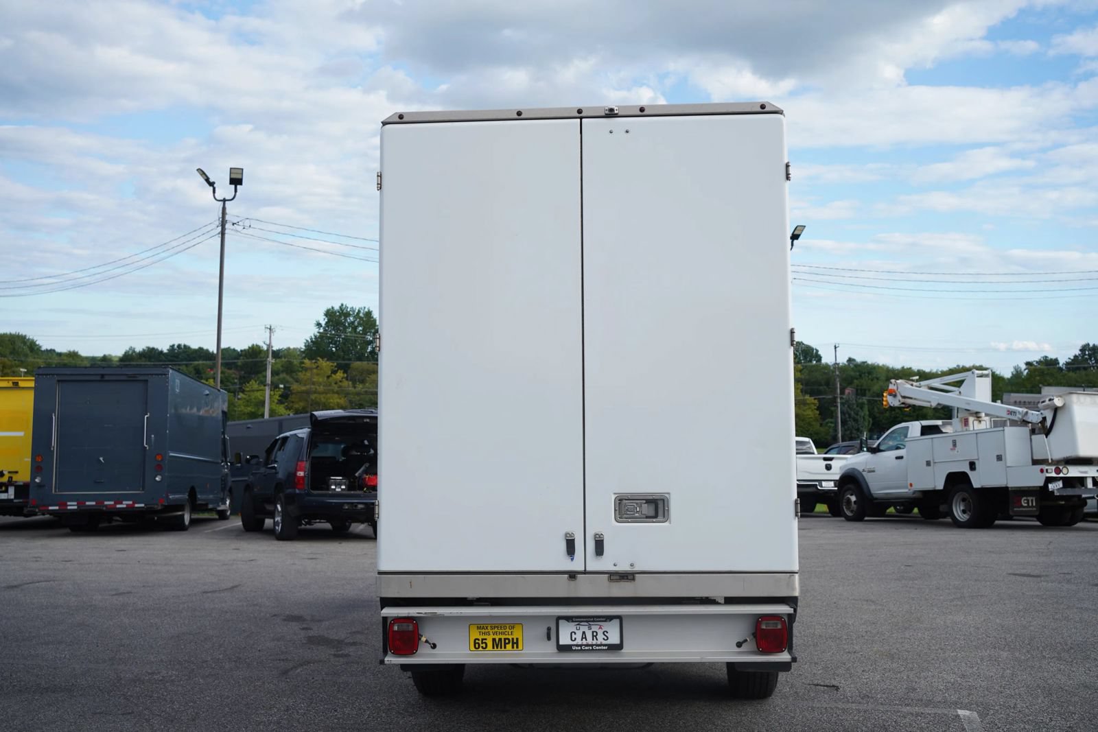 Used 2023 Ford E-350 and Econoline 350 Super Duty w/ Power Windows & Locks Group RWD image 8