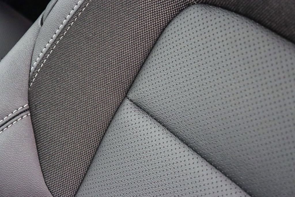 New 2026 Chevrolet Equinox EV LT image 23