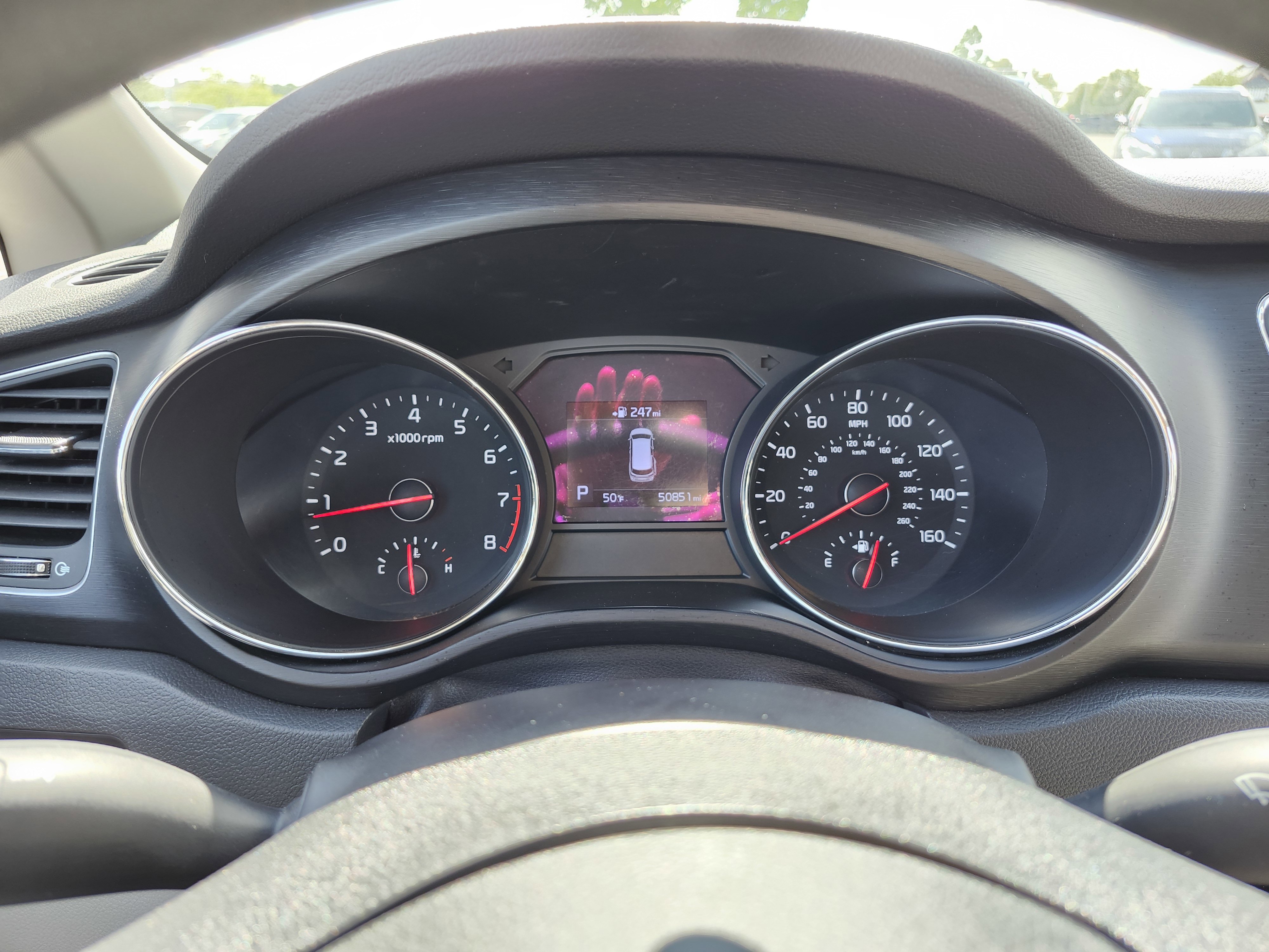 Used 2020 Kia Sedona L FWD image 25