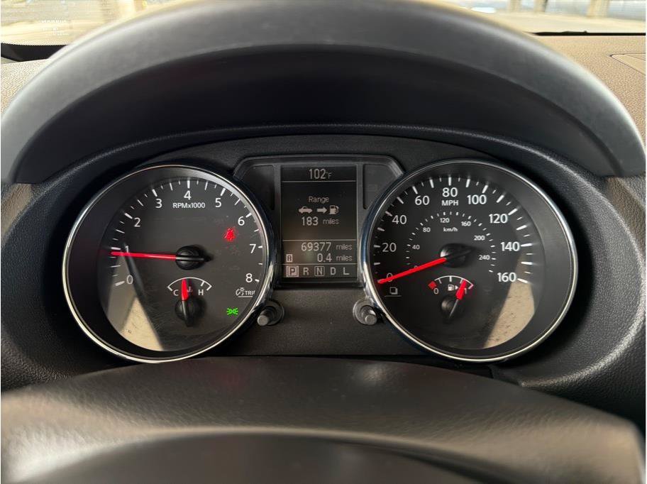 Used 2013 Nissan Rogue SV w/ Premium Pkg AWD/4WD image 16