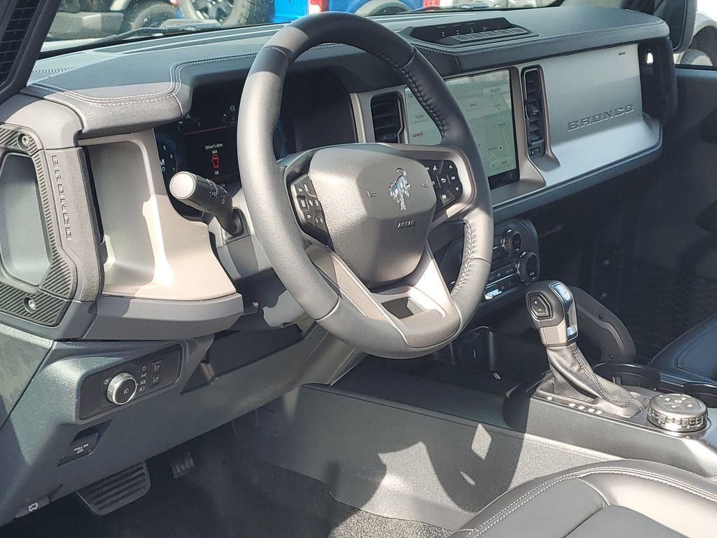 New 2026 Ford Bronco Outer Banks image 9