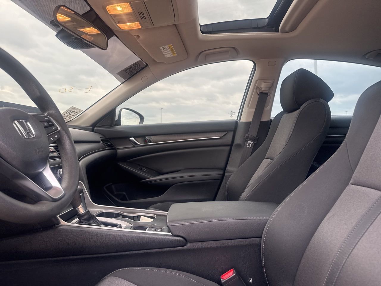 Used 2019 Honda Accord EX image 38