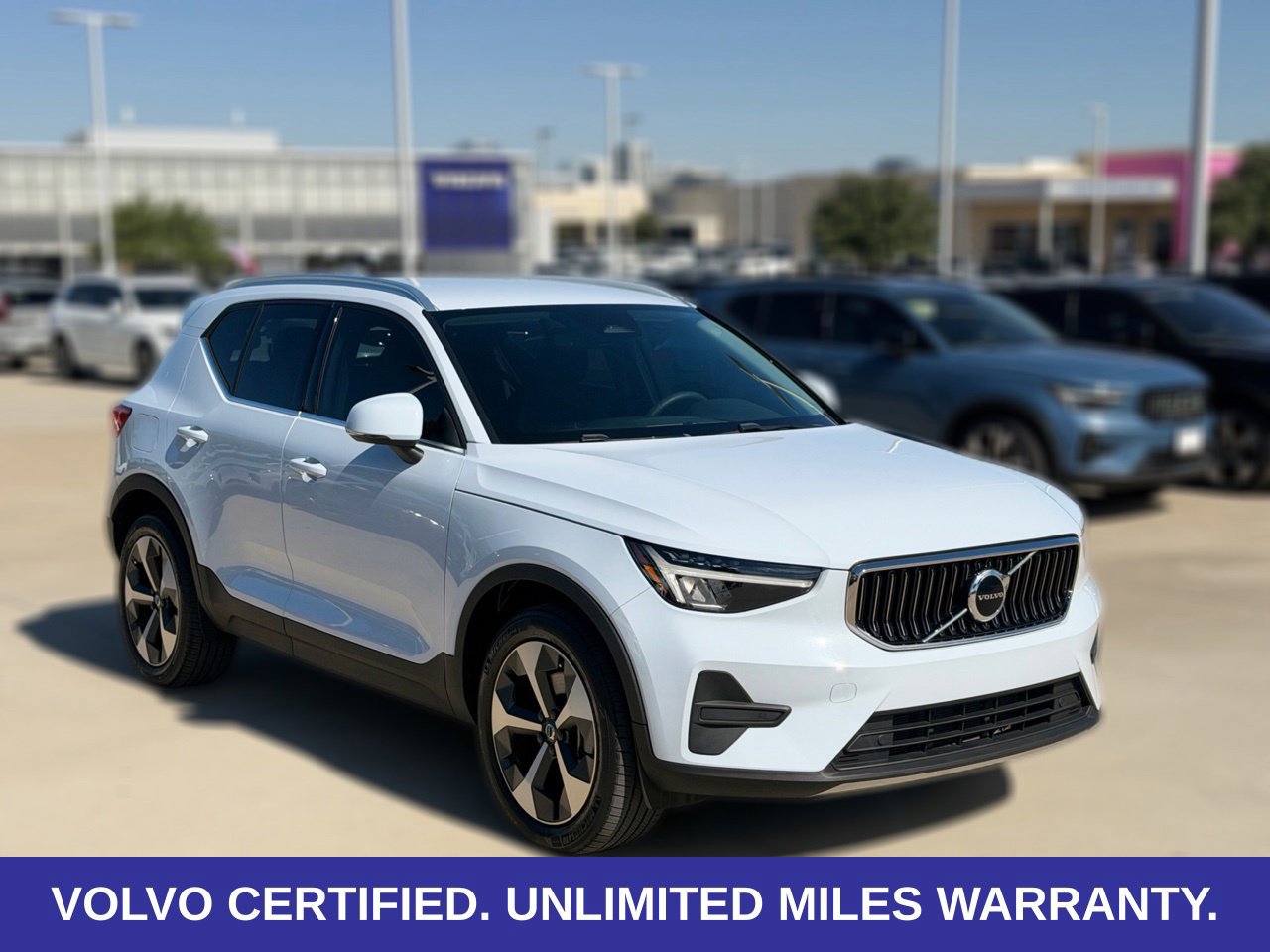 Certified 2024 Volvo XC40 B5 Core AWD/4WD image 8