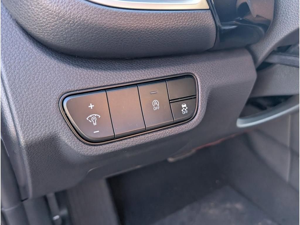 New 2026 Kia Seltos S image 17