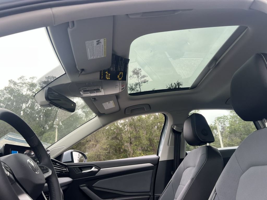 New 2026 Volkswagen Jetta SE image 22