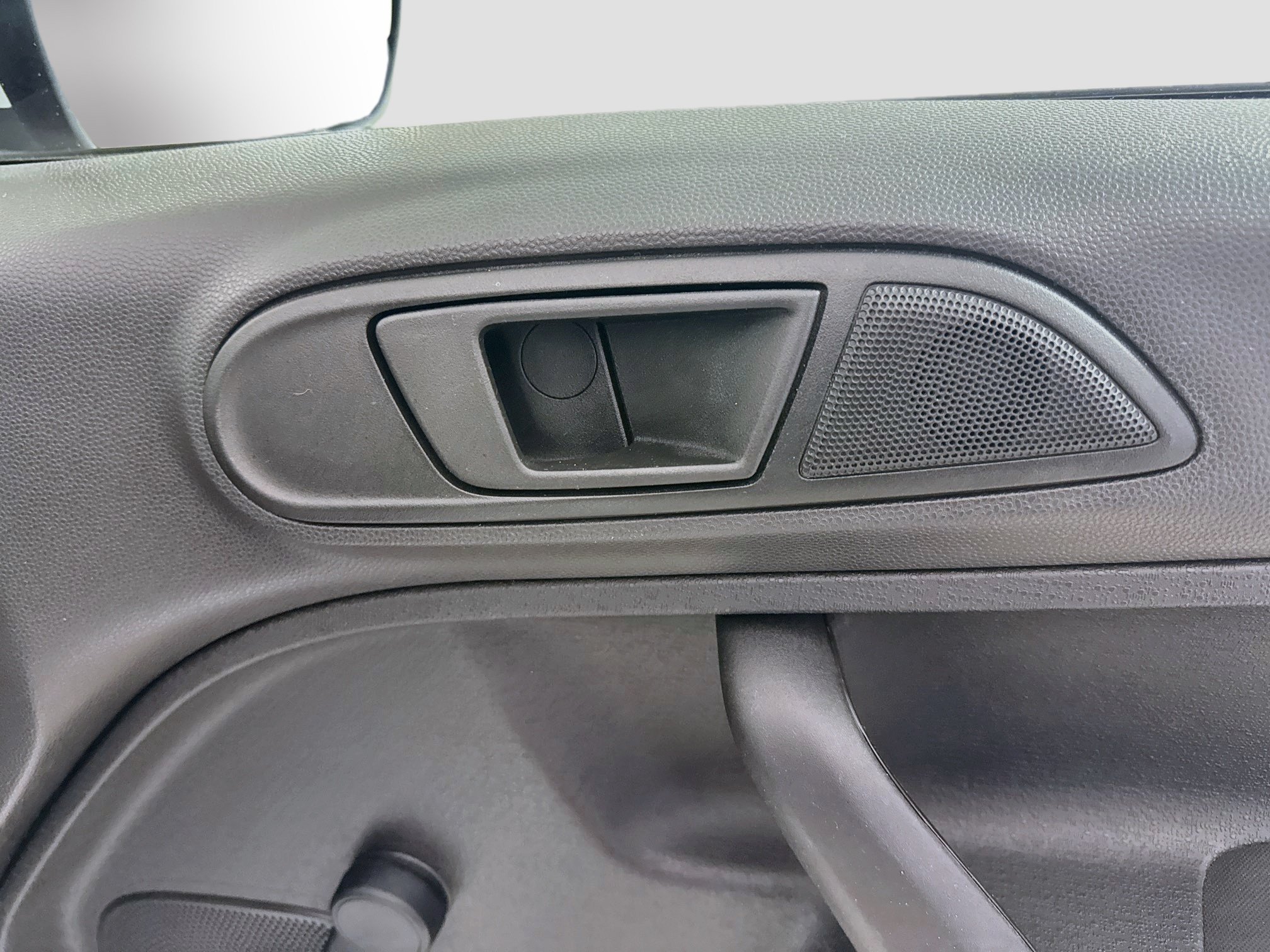 Used 2018 Ford Fiesta S FWD image 31