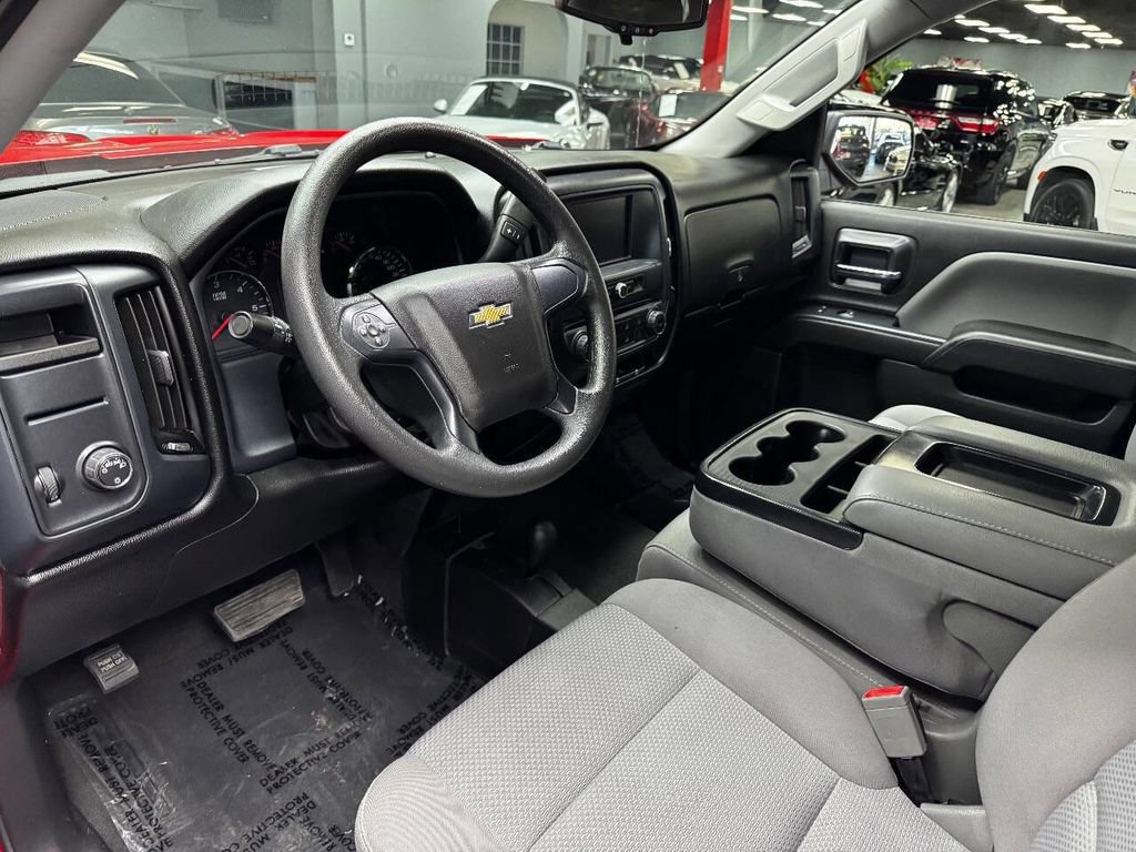 Used 2018 Chevrolet Silverado 1500 Custom w/ Custom Value Package AWD/4WD image 30