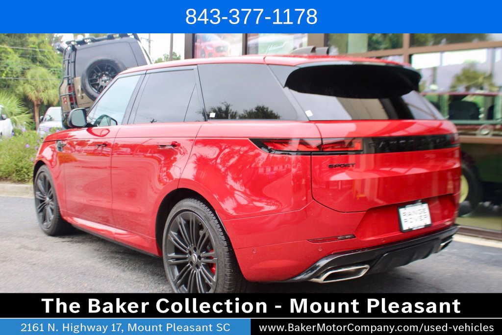 Used 2024 Land Rover Range Rover Sport Dynamic SE AWD/4WD image 3